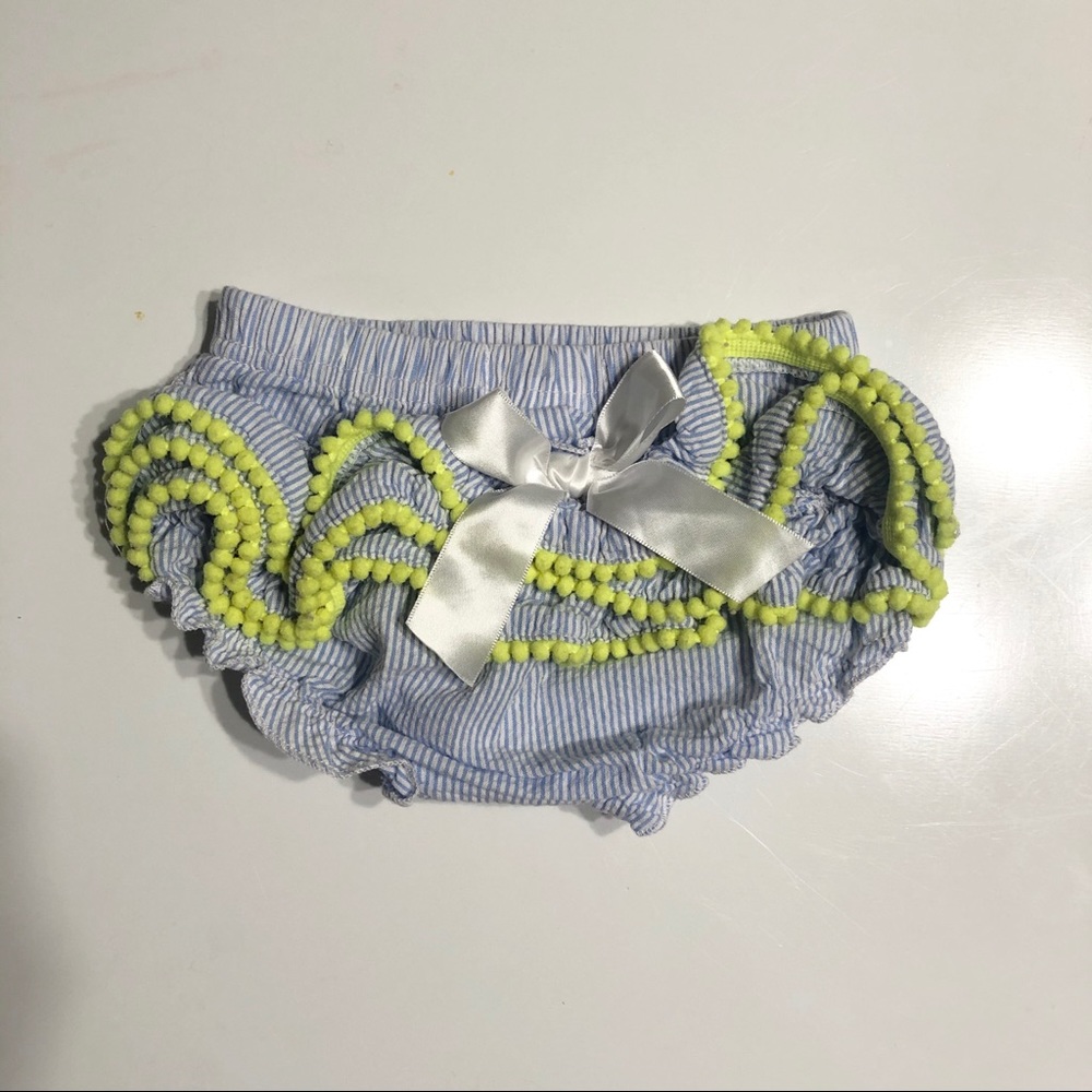Crown & Ivy bloomers